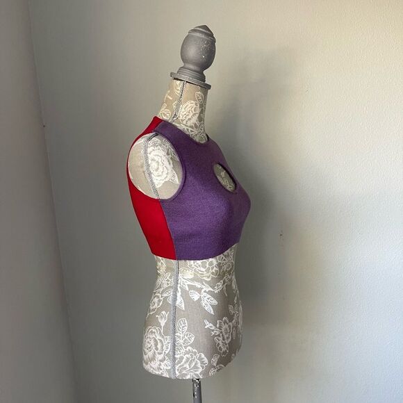 Victor Glemaud Red and Purple Colorblock Cutout Cropped Wool Tank Top - Picture 4 of 8